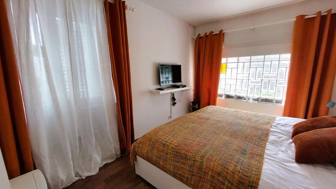 Holiday Home Zora: Family Retreat Near Kamenjak Nature Park Premantura Exterior photo