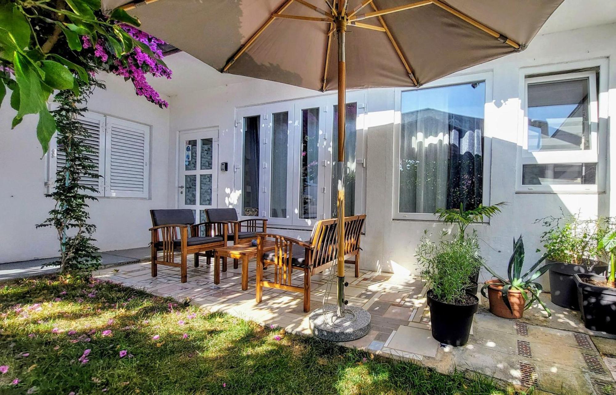 Holiday Home Zora: Family Retreat Near Kamenjak Nature Park Premantura Exterior photo